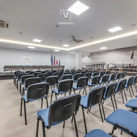 Vh Eurostar Congress & فندق 4*