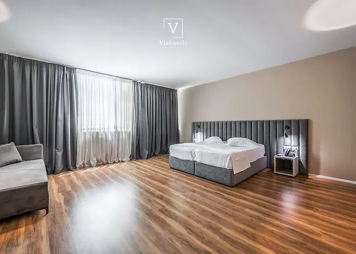 호텔 Vh Eurostar Congress & 티라나